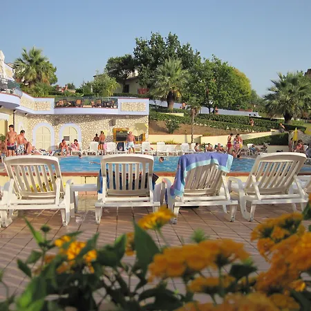 Panorama Apart Otel Scalea