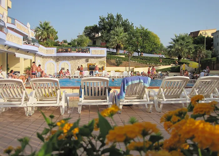 Panorama Apart Otel Scalea